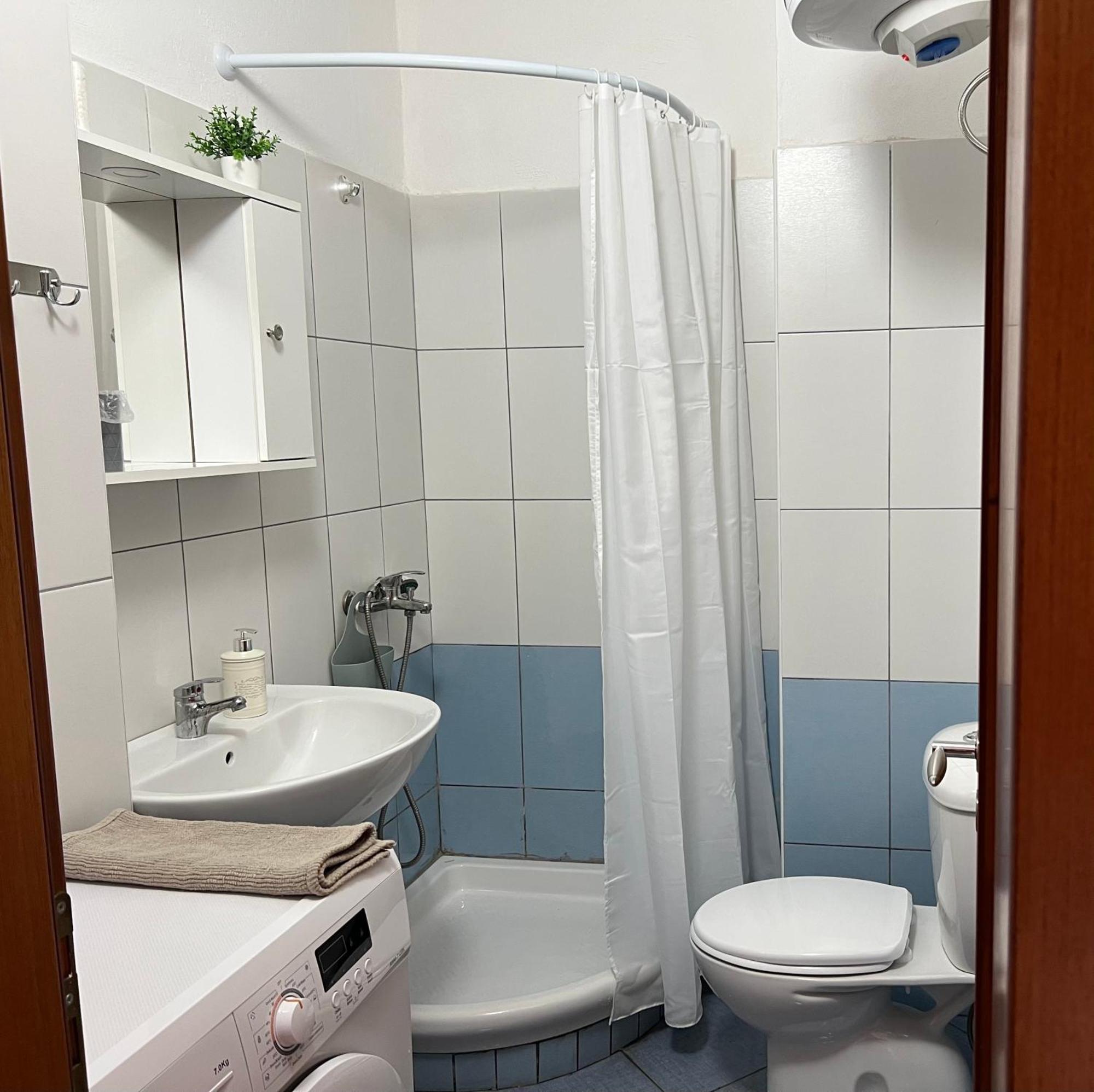 Mila Apartment Durrës Esterno foto